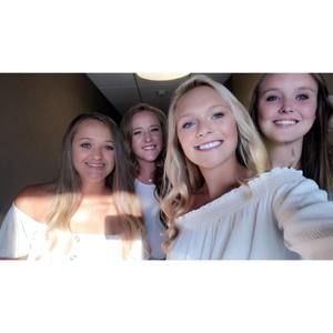 Meet your Posher, Carley